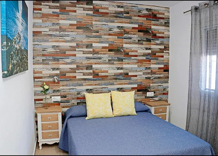 Casa Colorado Con Piscina Кониль-де-ла-Фронтера