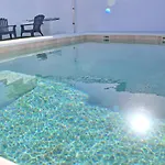 펜션 Casa Colorado Con Piscina 콘일데라프론테라
